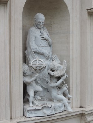 성 요한 레오나르디_by Paolo Cavallo_photo from Ordine Dei Chierici Regolari della Madre di Dio website_in the outer wall of Basilica of St Peter in Vatican City.jpg